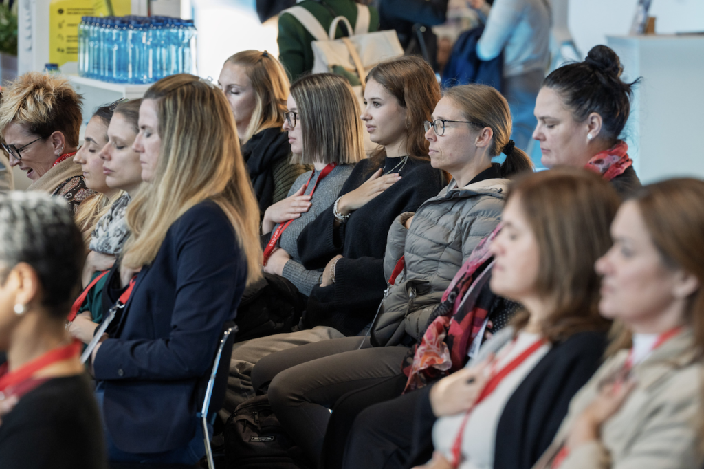Team-building yoga practices designed to support connection, movement and wellbeing at work.